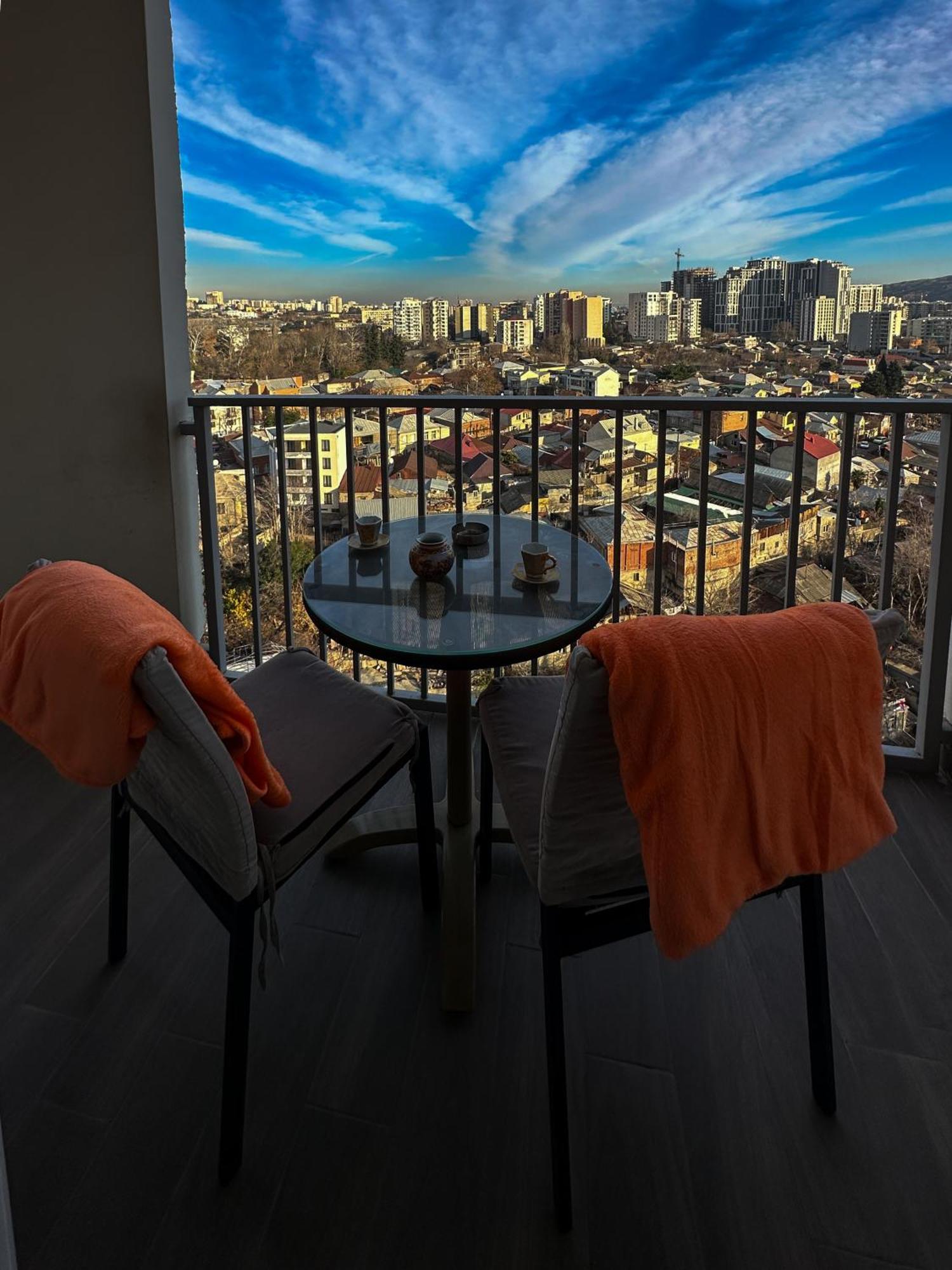 Apartment With View *